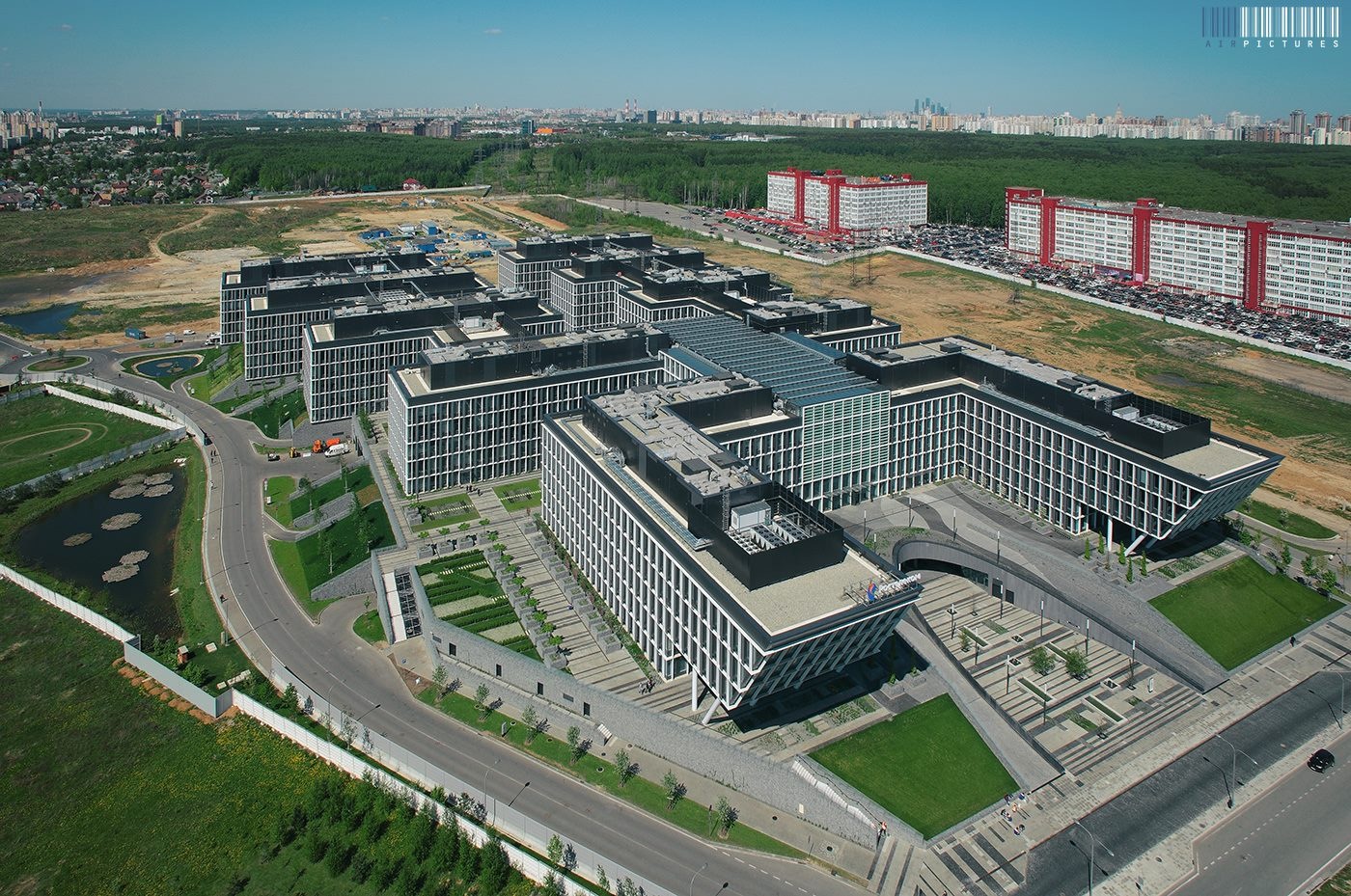 Отель сети Azimut появится в столичном офисном парке Comcity