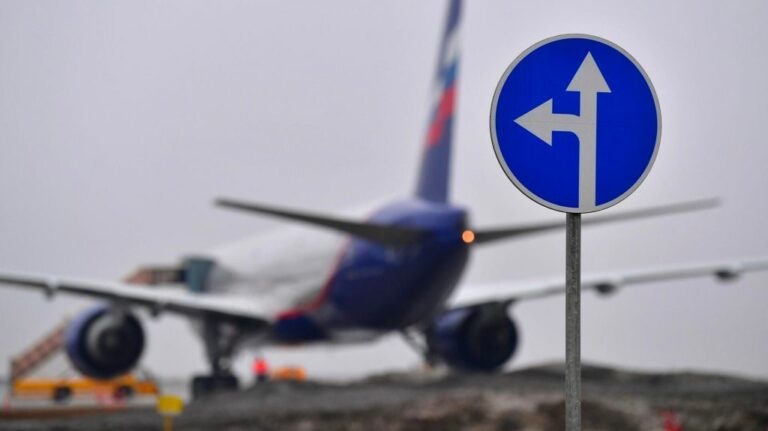 Туроператоры представили зимние полетные программы по России