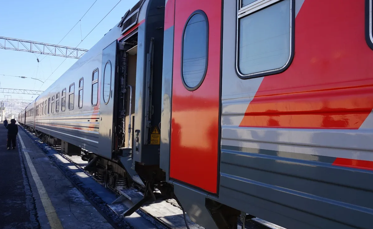 Туризм на запасном пути: пассажиры стали чаще ездить на поездах