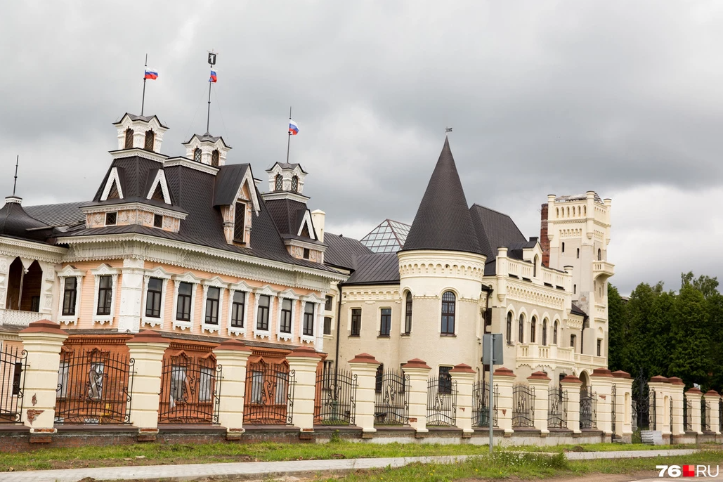«Комплекс из 33 зданий»: власти раскрыли детали реконструкции территории у замка Понизовкина