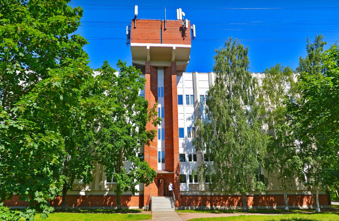 Здание АТС в Петергофе купили за 115 млн рублей