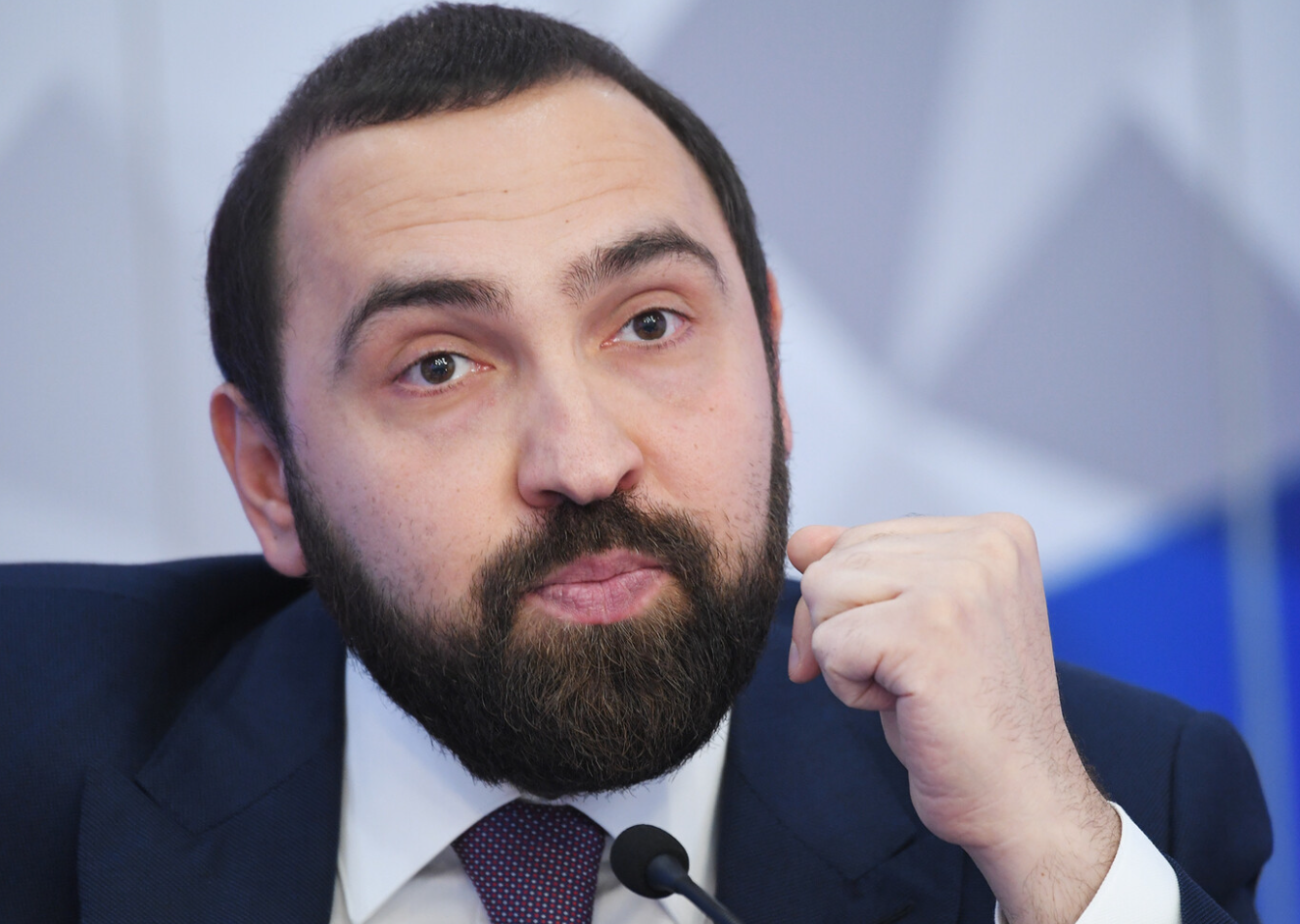 Депутат Хамзаев: до Нового года властям нужно стабилизировать цены на гостиницы