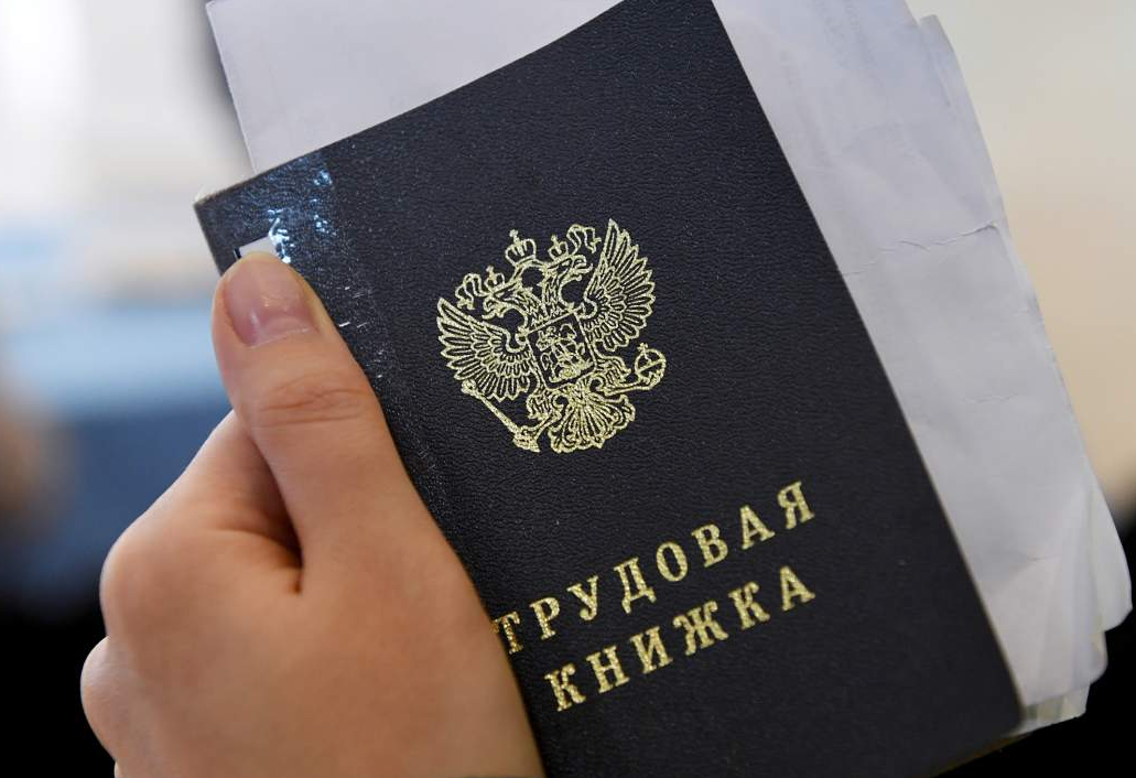 Как же без рук: дефицит работников в 2023 году составил 4,8 млн