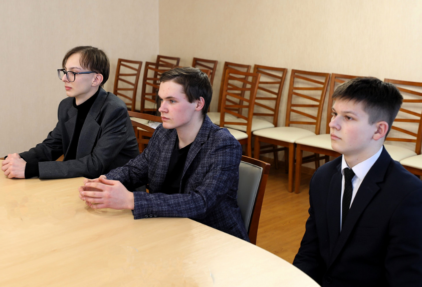Камчатский лицеист создал оригинальную цифровую платформу для туроператоров «Смотри, вулканы!»