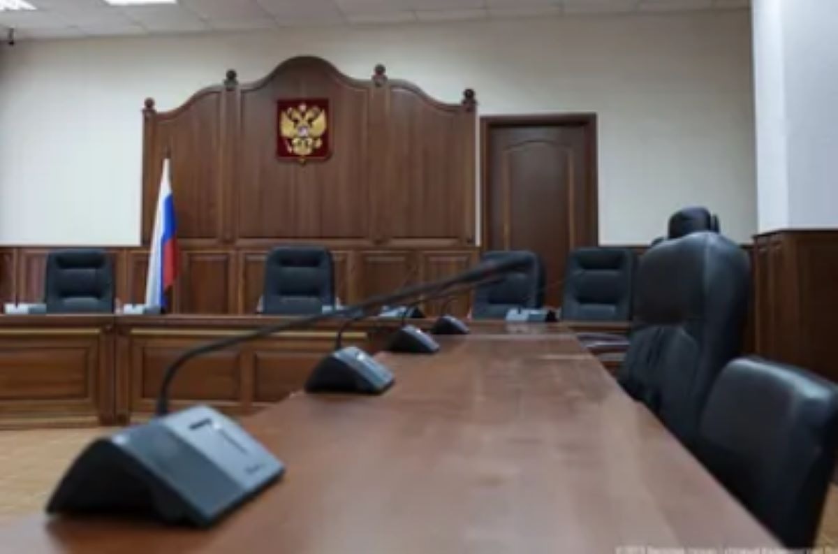 Отель против детей: суд начал рассмотрение дела о невыплате зарплаты подросткам