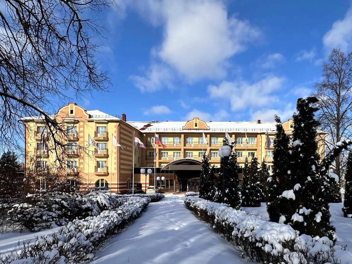Управление гостиницей. Отельеры заселяют регионы. Azimut Hotels выходит на новый рынок