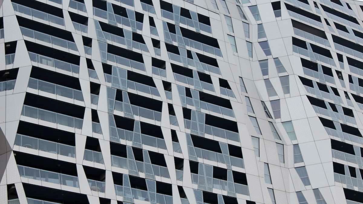 Апартаменты в Петербурге: конфликт интересов разрушает инвестиции