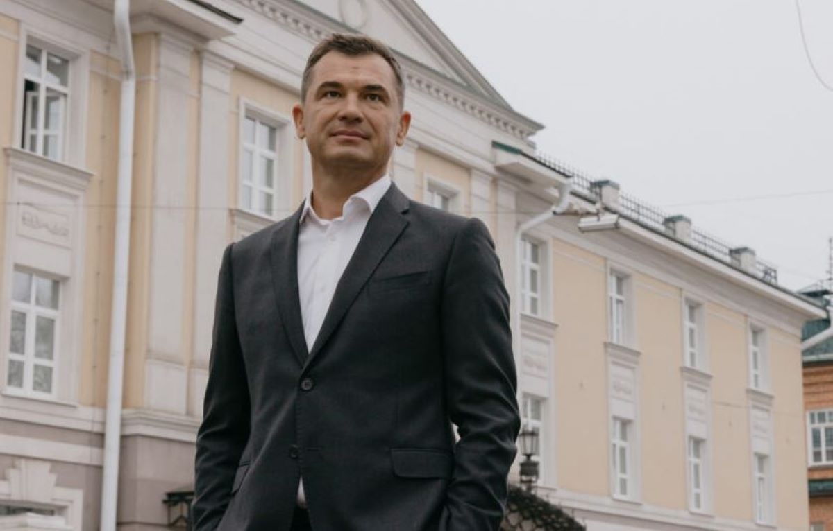 «Отель прежде всего продает сон» — владелец костромского отеля «Островский» Алексей Метельков