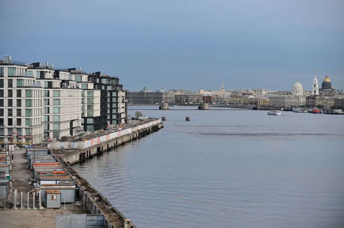 Берега попутали: стройки у воды в Петербурге внезапно оказались в зоне риска