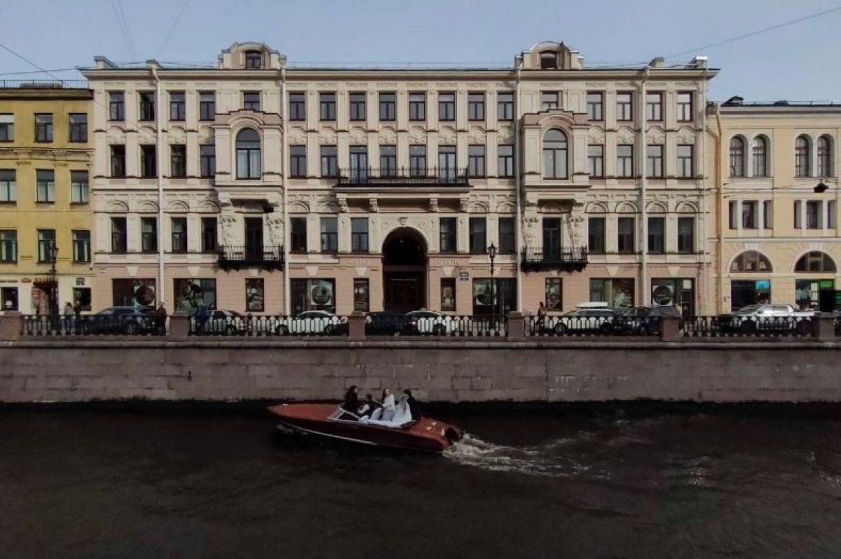 Группа Nord Hotels открыла отель Saga в здании бывших касс РЖД
