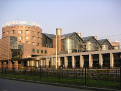 В 2012 году на вокзалах Петербурга появятся гостиницы