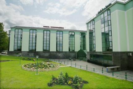 Отель Holiday Inn Moscow Vinogradovo поздравляет с началом осени и нового сезона деловой активности