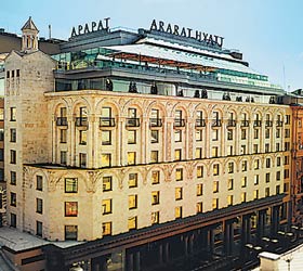 В Москве идет реновация отеля «Арарат Парк Хаятт»