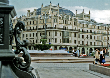 На московскую гостиницу «Метрополь» претендует Azimut Hotels