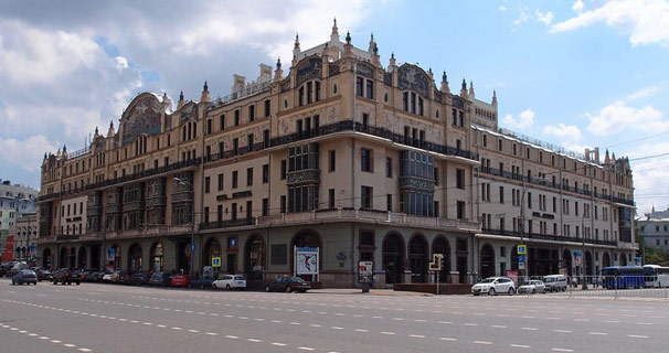 В московской гостинице «Метрополь» началась реновация