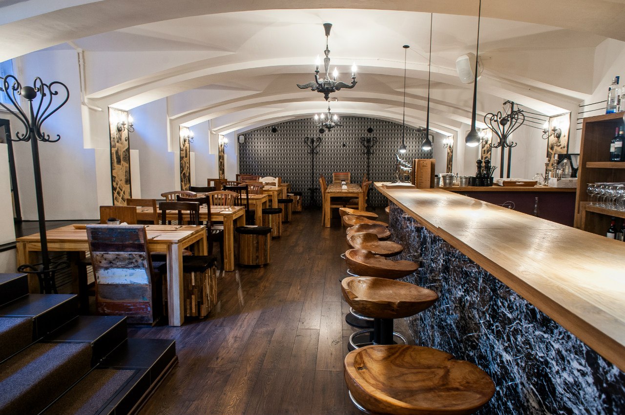 Ресторан «КоКоКо» переезжает в W St.-Petersburg
