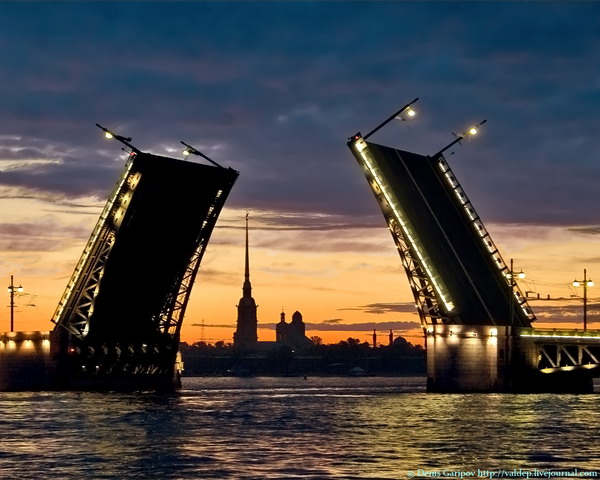 Петербург лидирует по популярности 